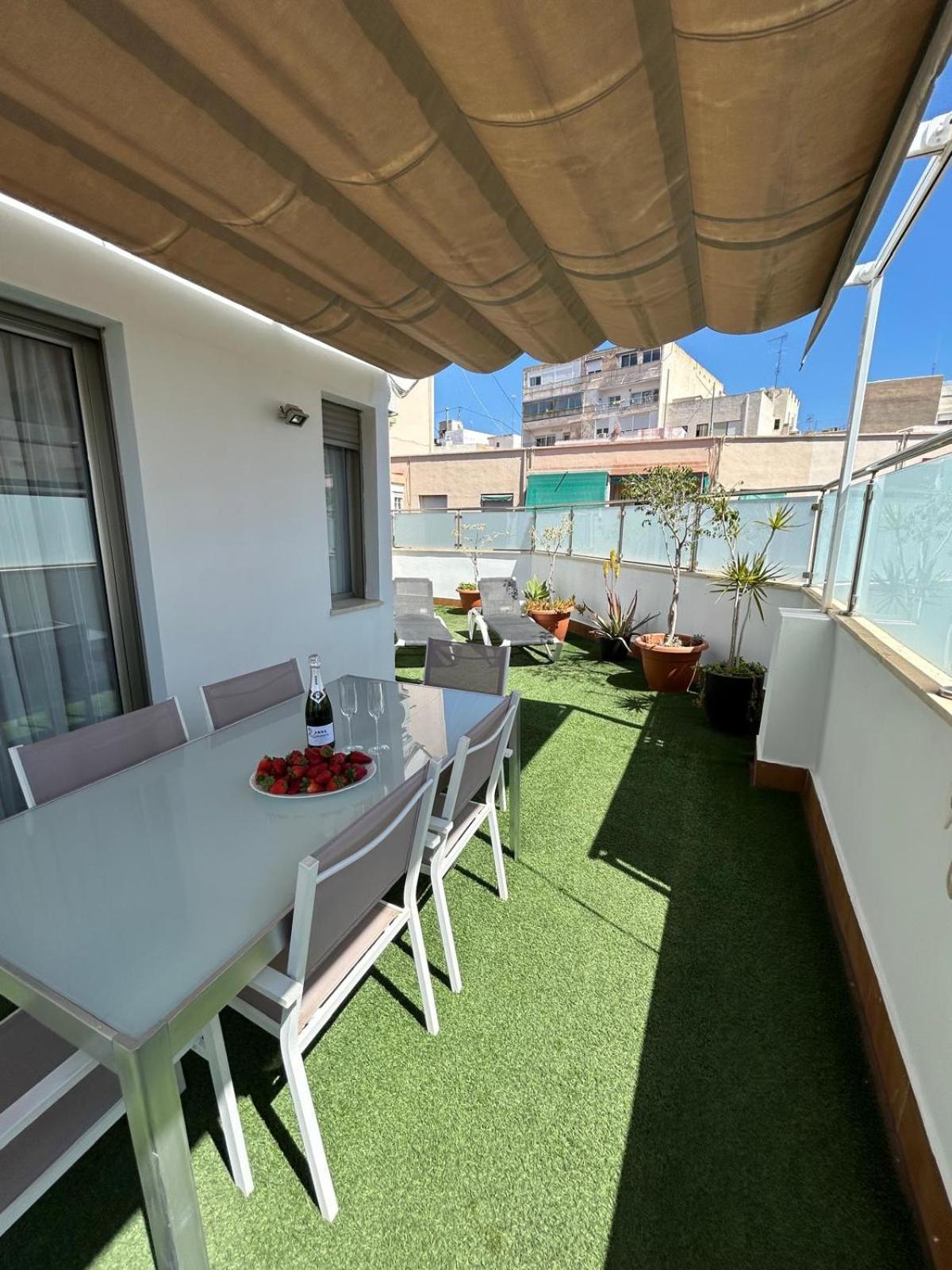 2 Big Terraces Penthouse City Center Alicante Luaran gambar